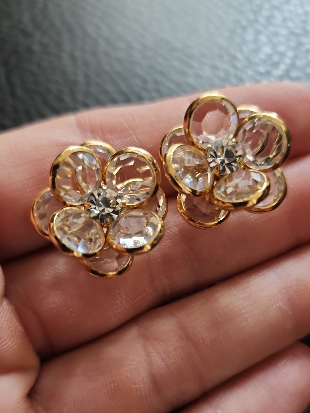 VTG Gold-Tone Clear Crystal Flower Stud Earrings - Women's Jewelry